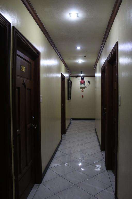 M Hotel Manila Exterior foto