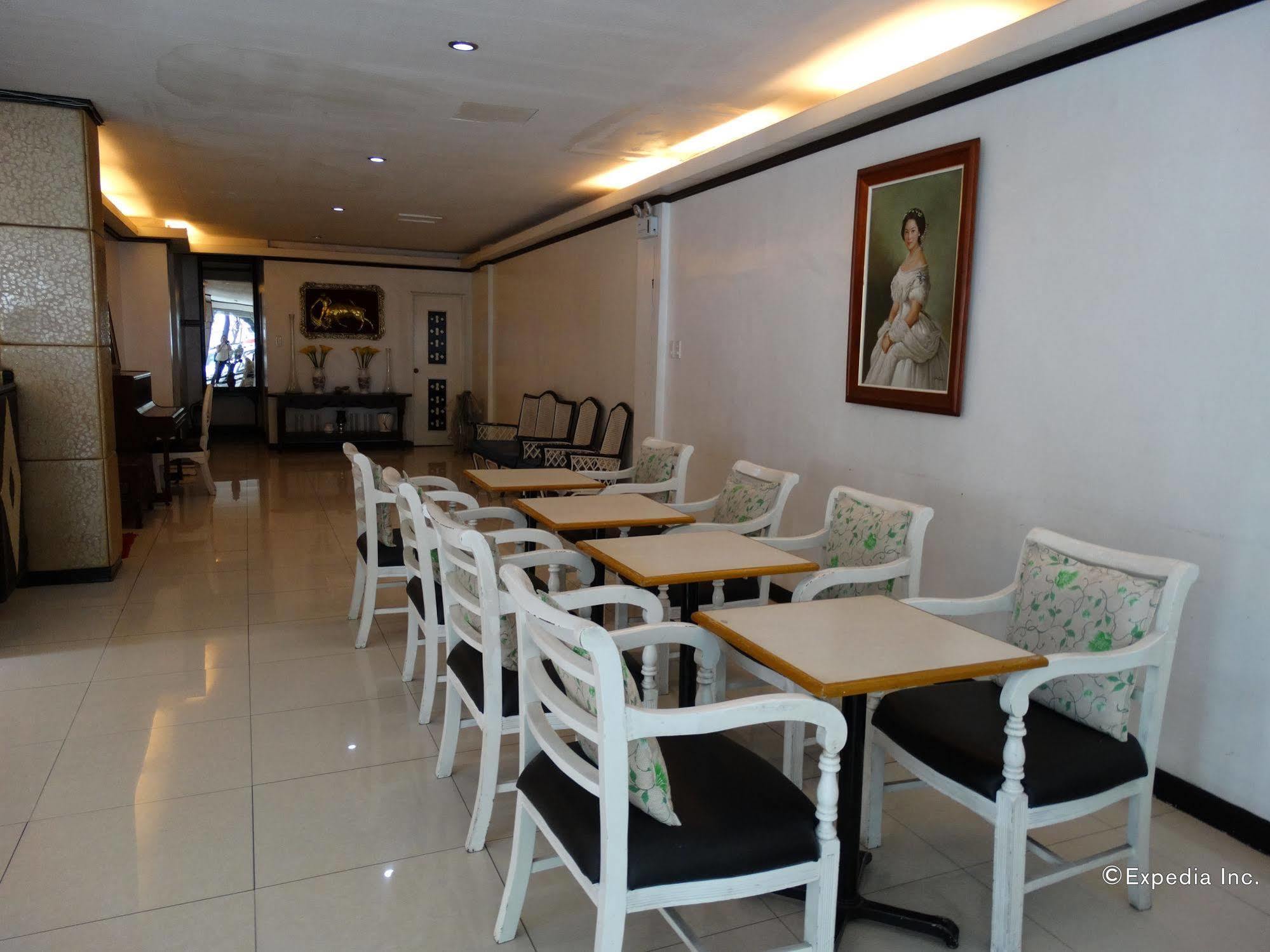 M Hotel Manila Exterior foto